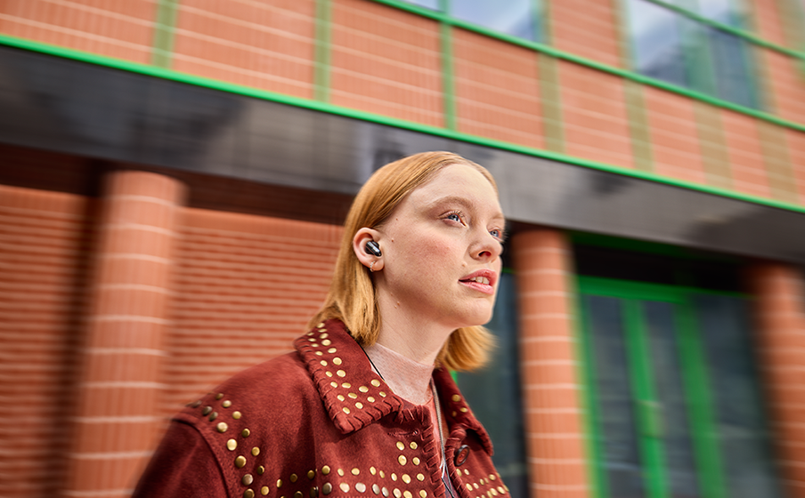 Hi-Res Audio Wireless z charakterystycznym dźwiękiem JBL